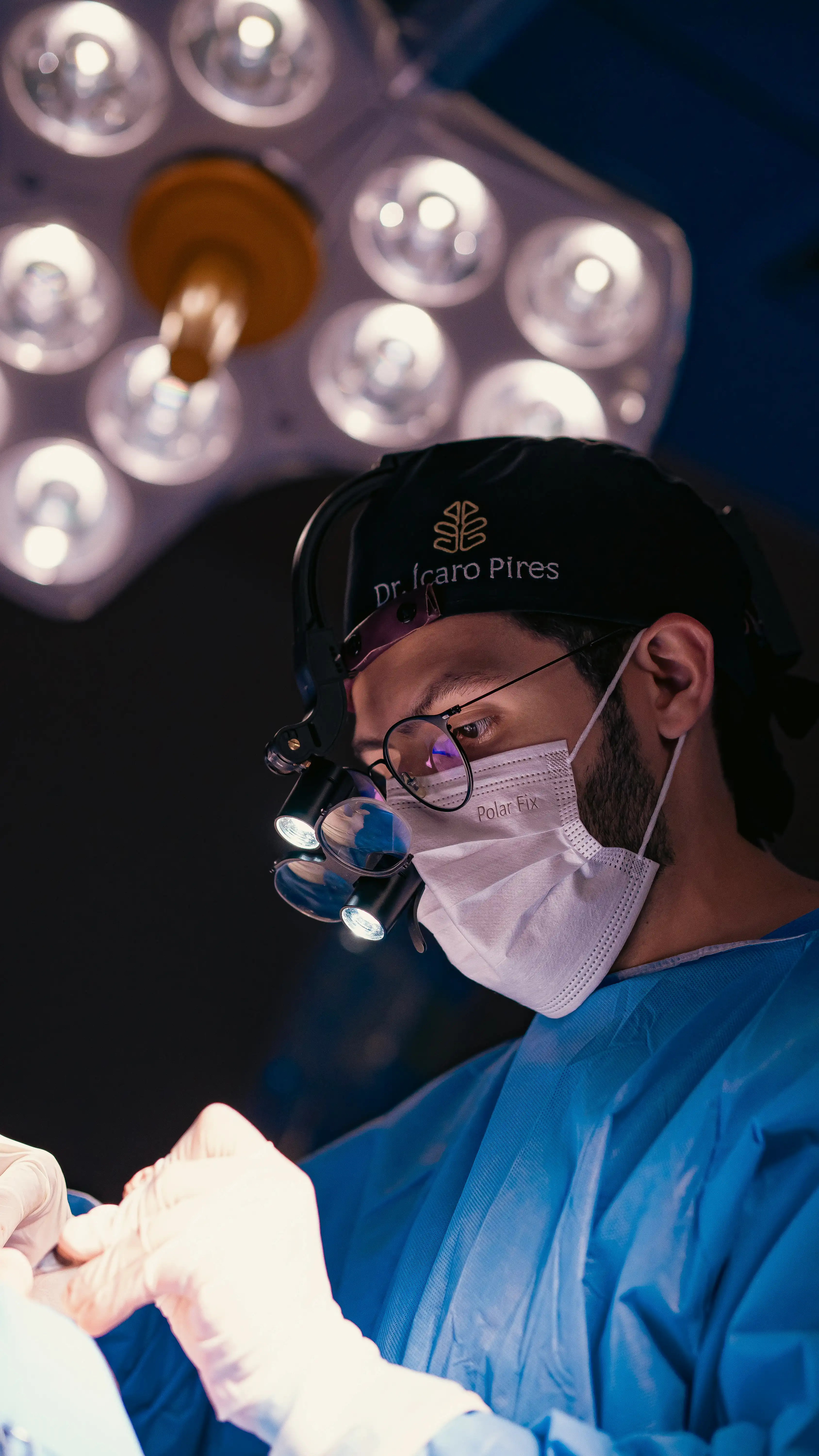 Dr. Ícaro Pires